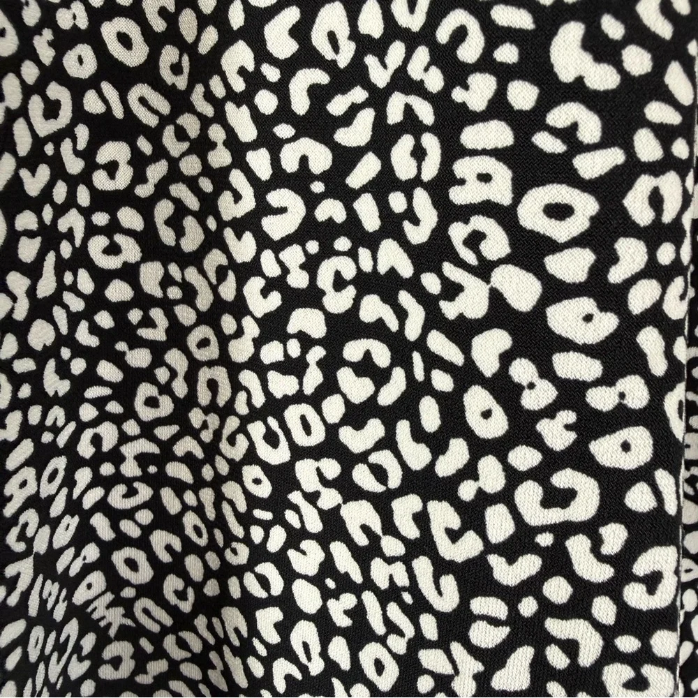 Michael Kors Cheetah Print Long Sleeve Jersey Knit Tee Large